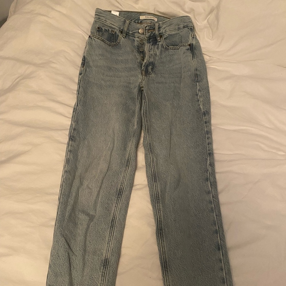 Womens light blue Pacsun jeans